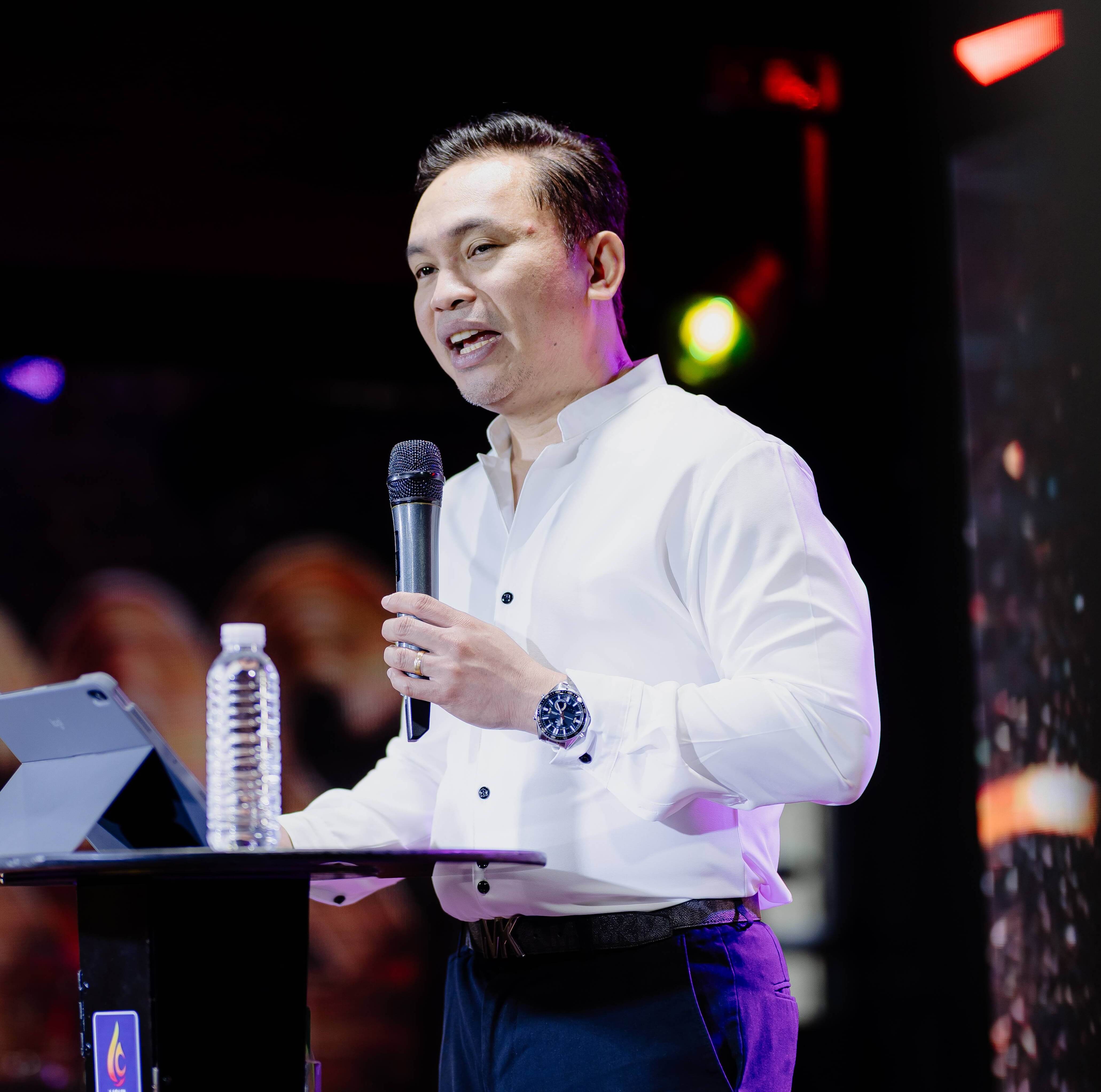 Pastor preaching at Light Church Olongapo